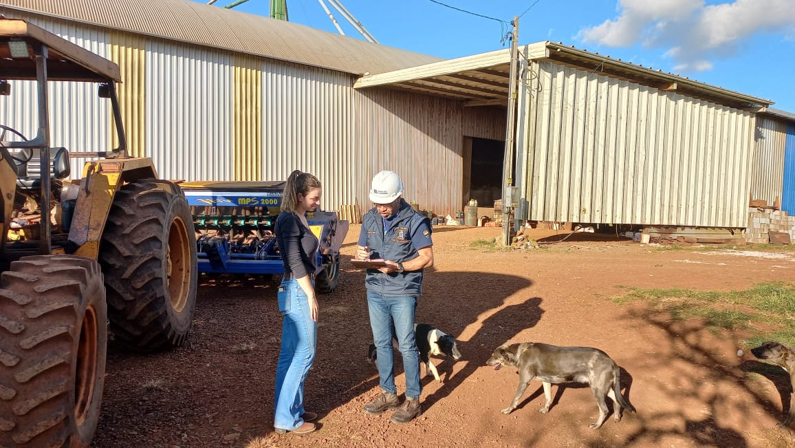 Projeto e manutenção de silos passam por profissional habilitado
